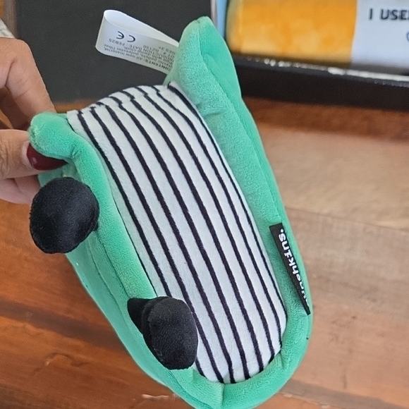 Punchkins Green Fantadies Impressive Wingspans - Picture 8 of 8